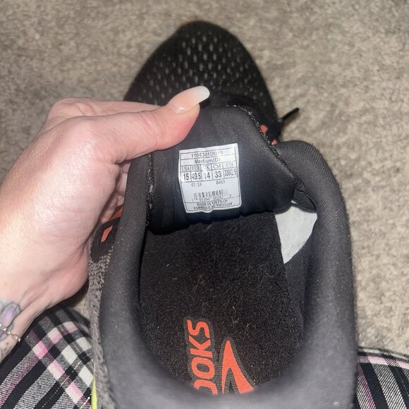 Brooks Black Ghost 16 GTX Waterproof Neutral Athletic Running Shoes Men’s 15 - Picture 8 of 8